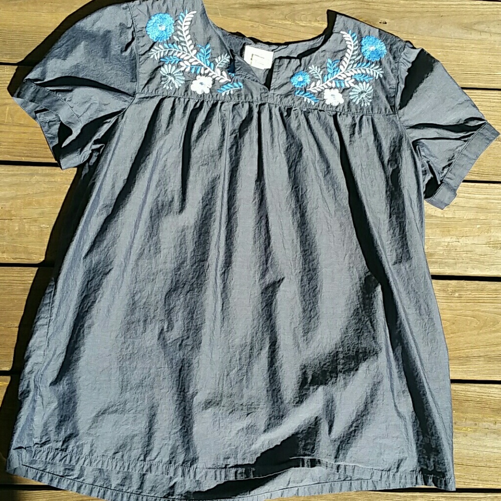 Boho embroidered peasant tunic